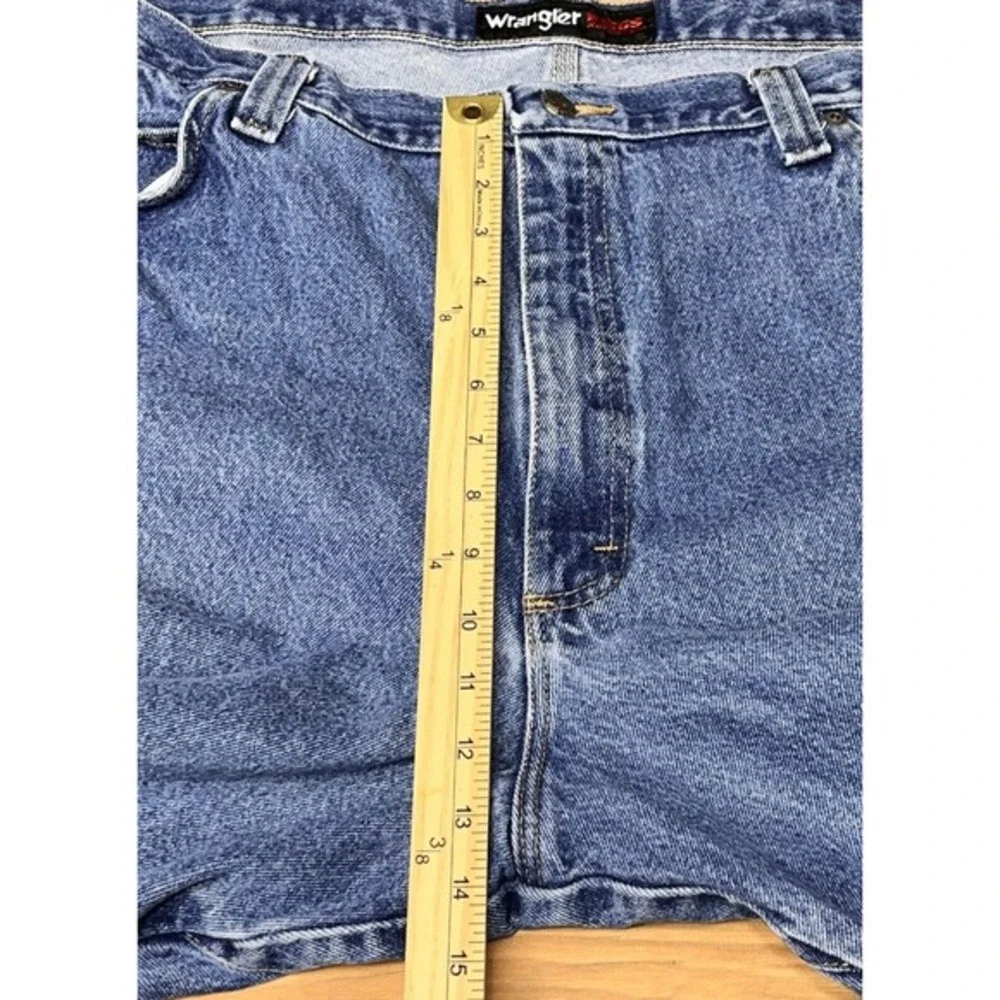 Wrangler Jeans Men's 42 X 30 Blue 100% Cotton 5 Pockets Straight Leg Zip Fly‎